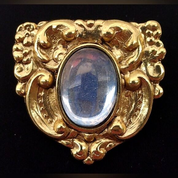 Elegant Gold Brooch with Blue Stone Vintage - Picture 1 of 9